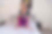 gina-play-on-the-bed-100.jpg