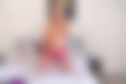 gina-play-on-the-bed-104.jpg