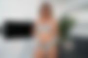 katie-louise-the-ultimate-tease-104.jpg