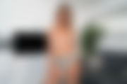 katie-louise-the-ultimate-tease-105.jpg