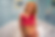 robyn-james-bathroom-break-105.jpg