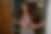 frankie-l-help-me-undress-100.jpg